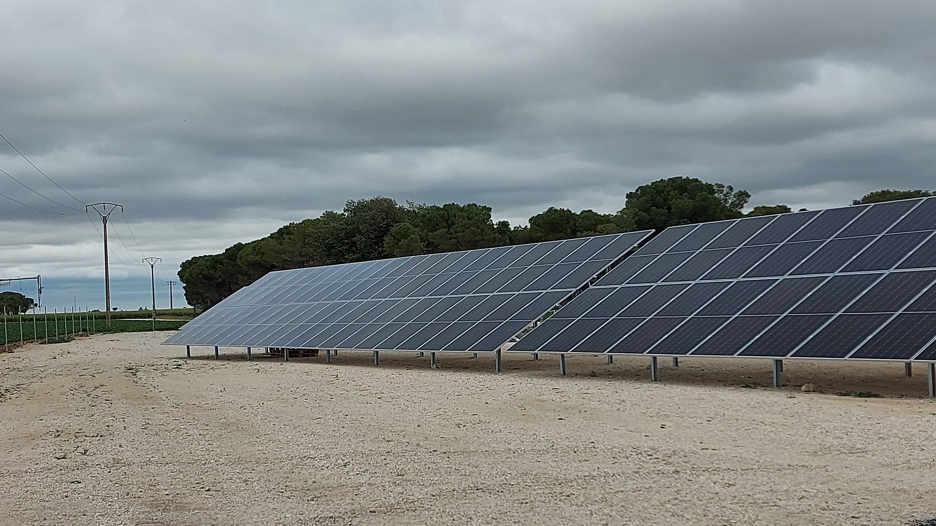 Instalación solar fotovoltaica para autoconsumo de 134,10 kWp en Fompedraza (Valladolid)