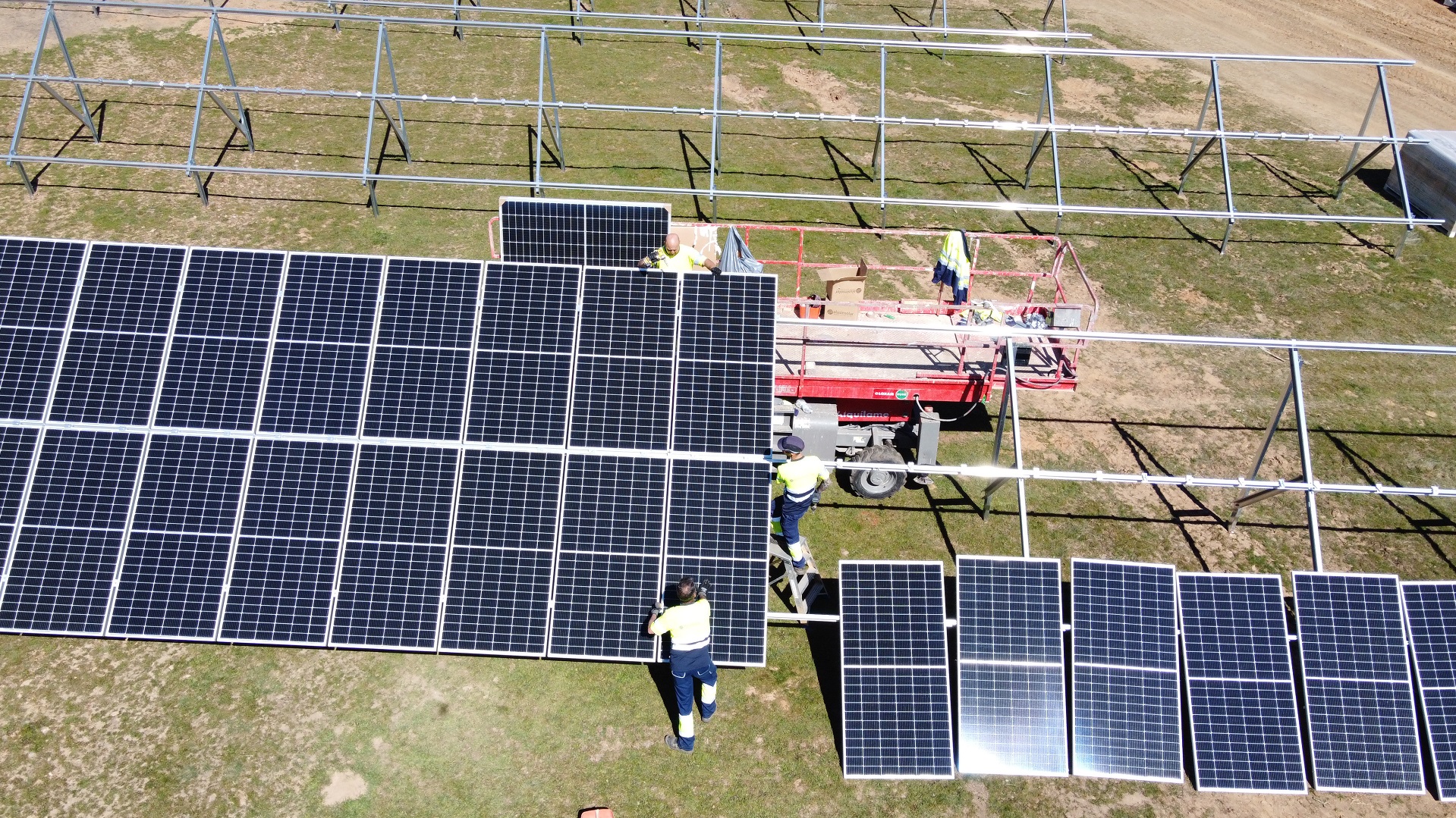 Instalación solar fotovoltaica de 3MWp de conexión a red en La Maya (Salamanca)